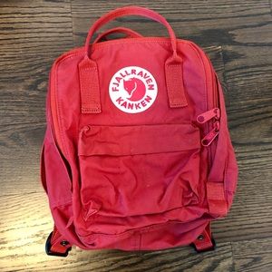 Kids Fjallraven Kanken school backpack (Red)